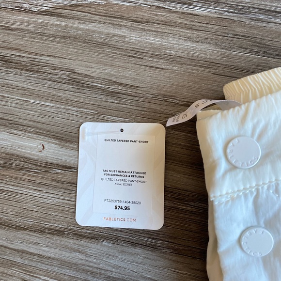 Fabletics Apres Ski Quilted Taper Jogger Pant Egret - Picture 6 of 9